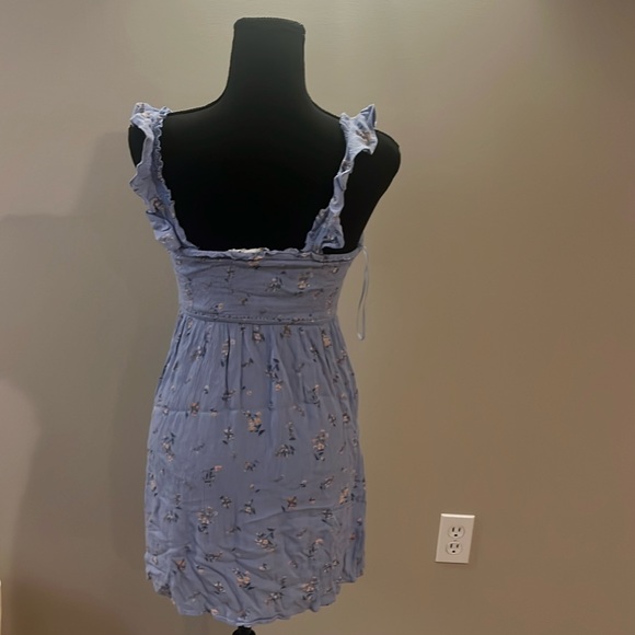 🌸5 FOR $25 🌸 Pink Rose light blue flower dress - Picture 6 of 8